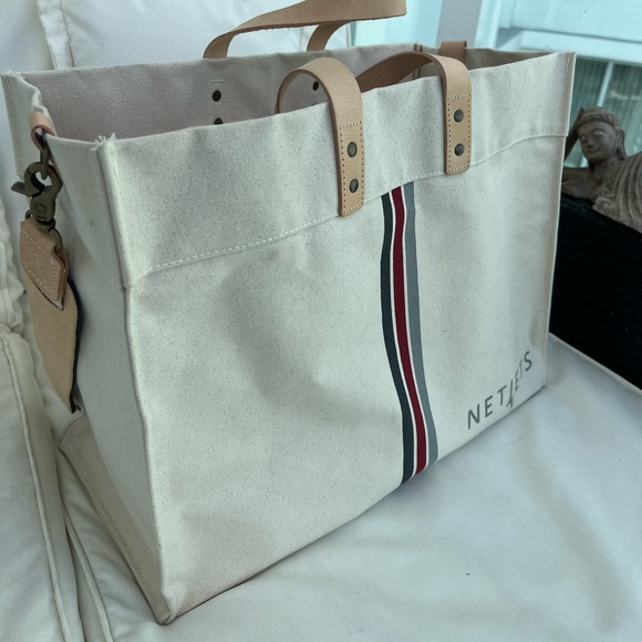 Netjets limited edition large bag - Picture 7 of 13